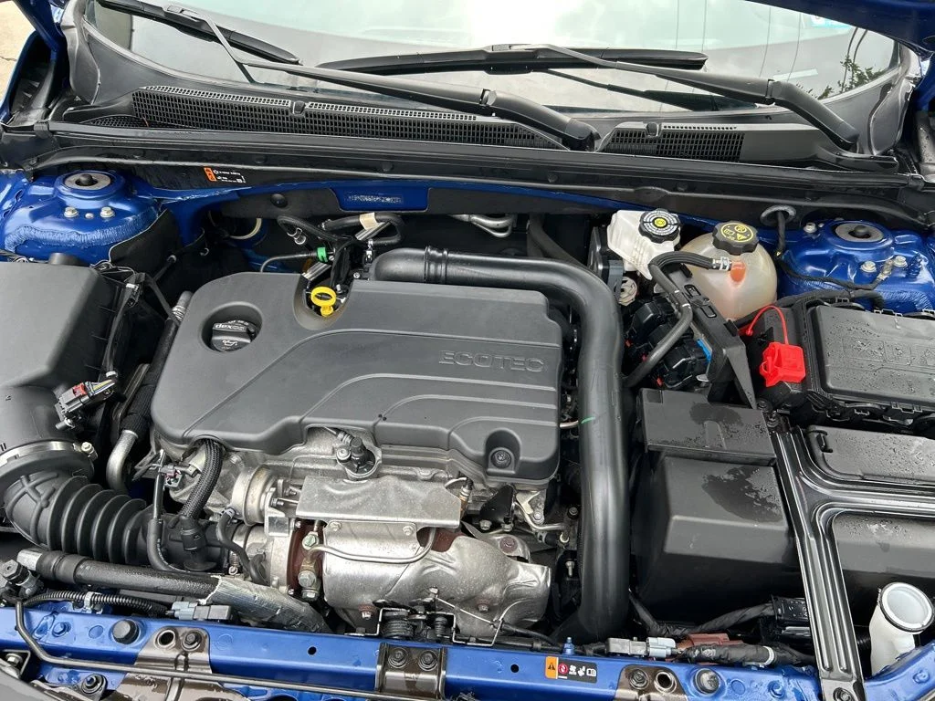 Used 2023 Blue Chevrolet LT image 11