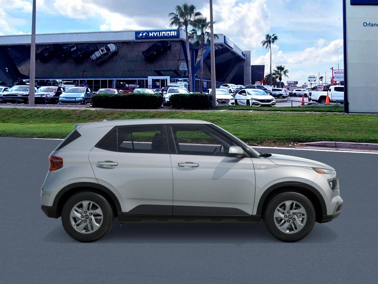 New 2026 Shimmering Silver Hyundai SE image 38