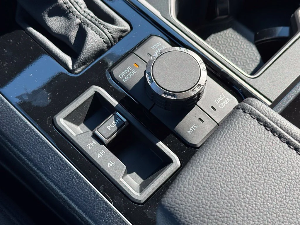 New 2026 Ice Cap Toyota SR5 image 31