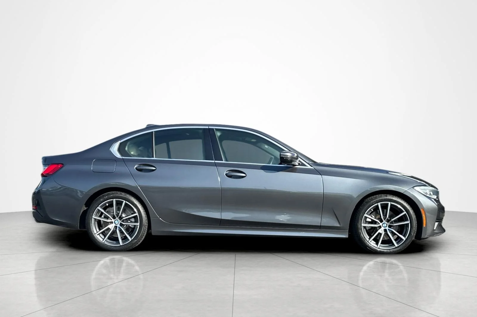 Used 2021 Mineral Grey Metallic BMW 330i image 6