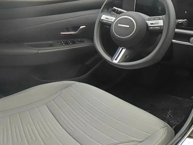 New 2026 White Hyundai SE image 36