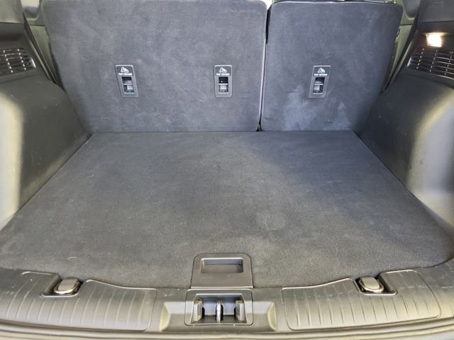 Used 2020 Blue Ford Titanium image 15