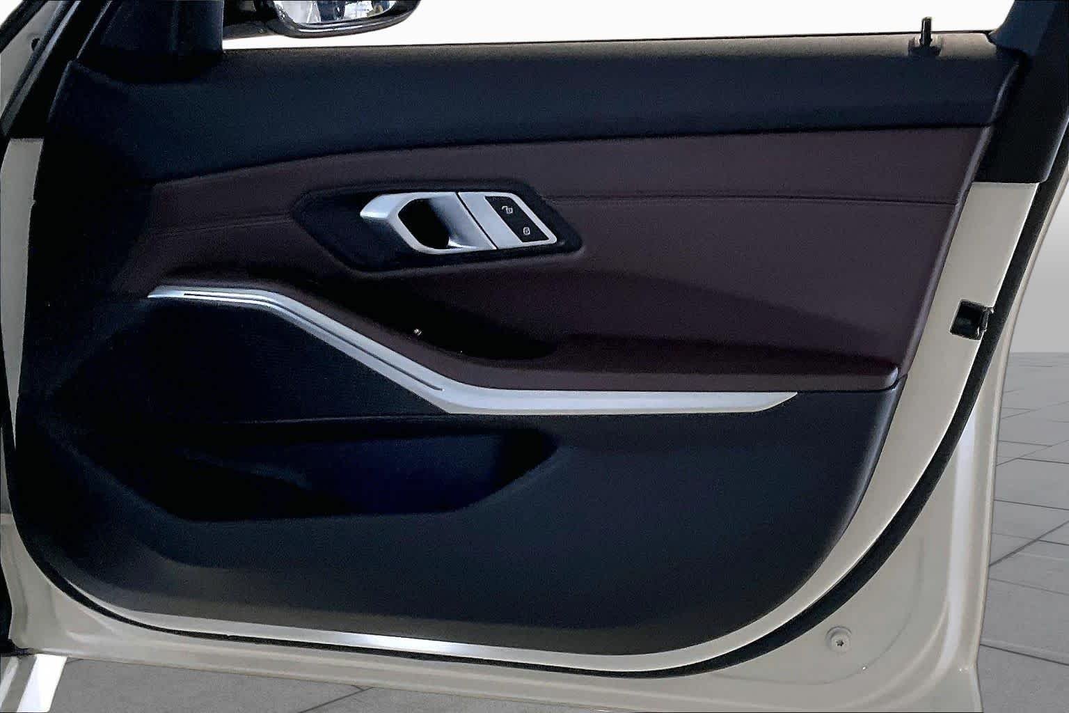 Used 2020 Alpine White BMW M340i image 20