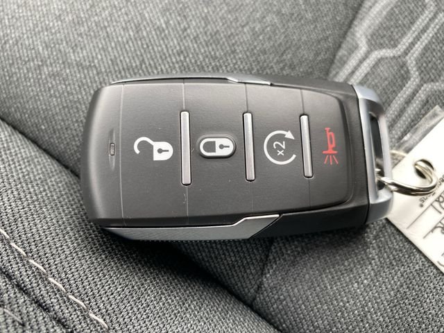 2025 RAM 2500 Big Horn - Photo 30