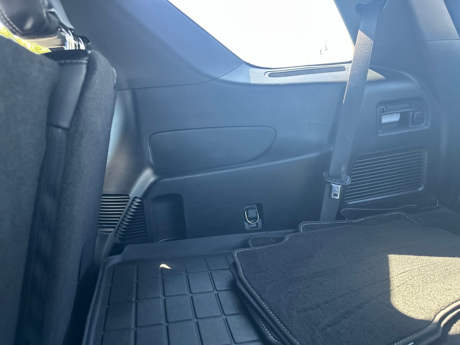 Used 2022 Blue Ford ST image 32