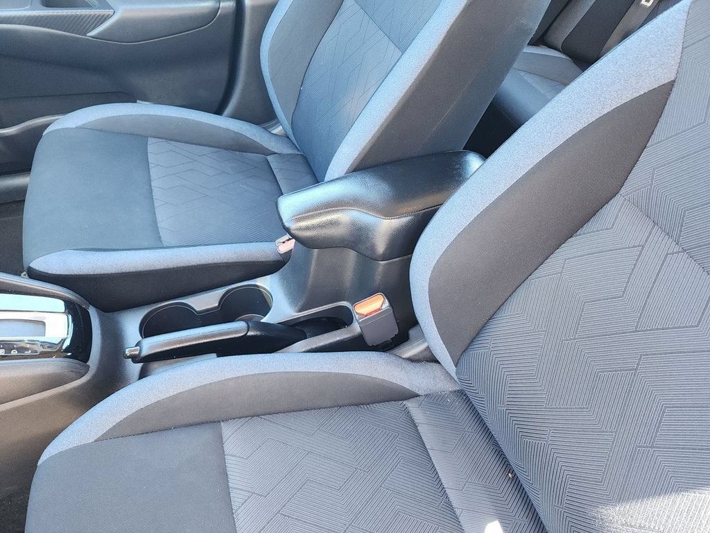 Used 2023  Nissan SV image 20