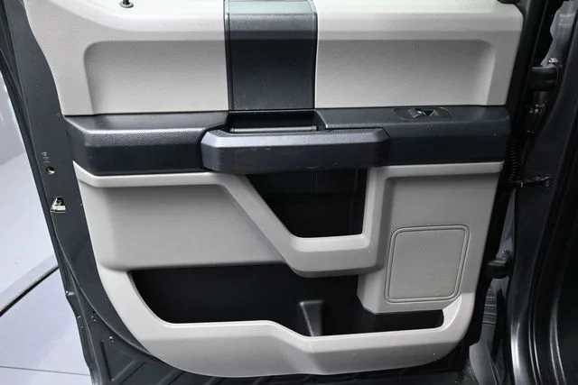 Used 2019 Gray Ford XL image 9