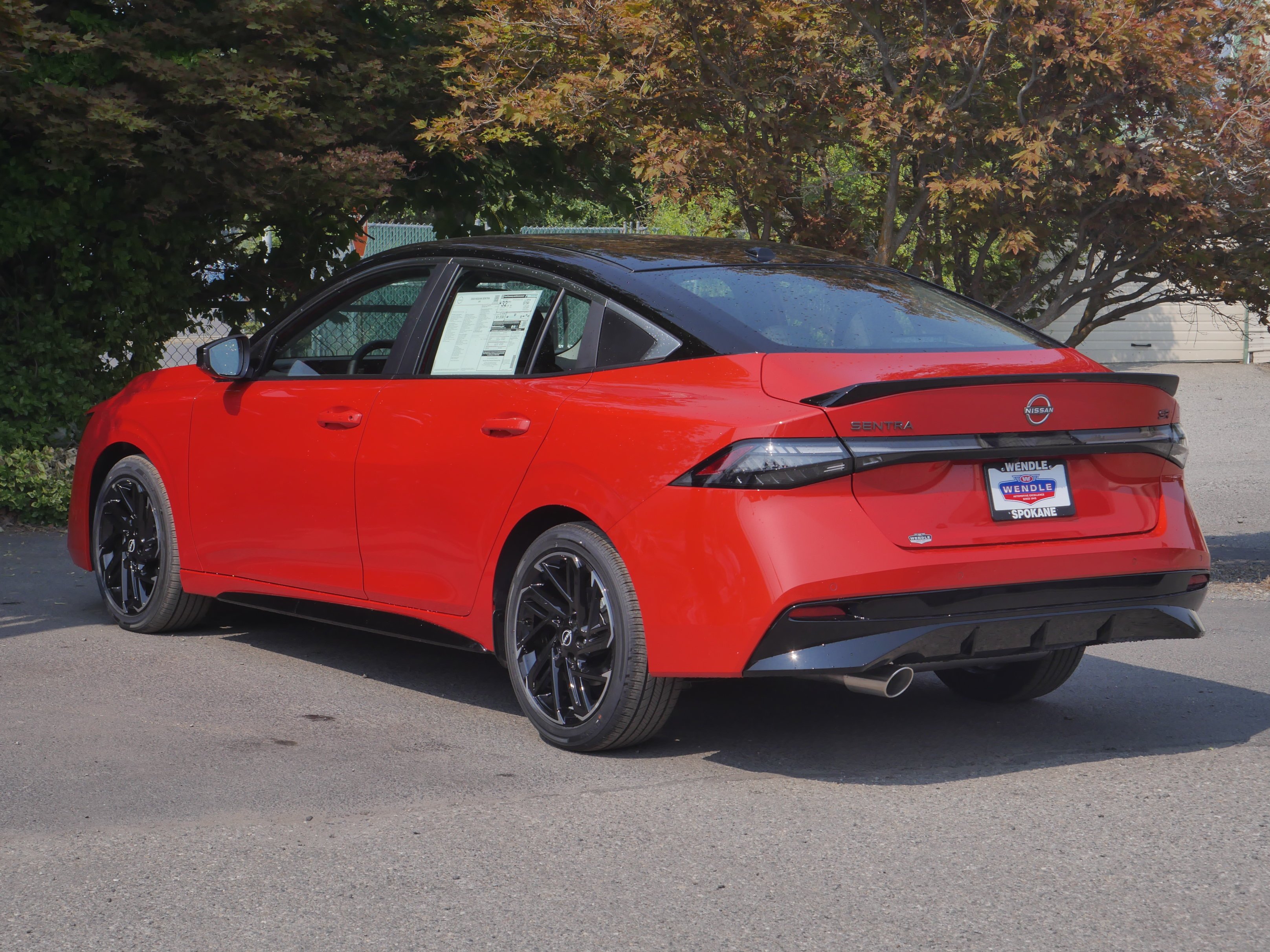 New 2026 Energetic Ember / Super Black Two-tone Nissan SR image 17