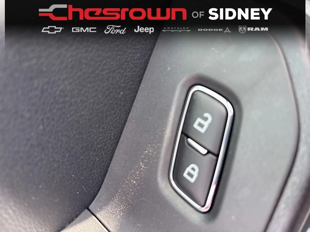 Used 2025 White Ford XL image 18