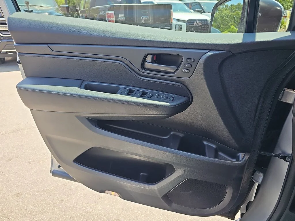 Used 2025  Honda EX-L image 26