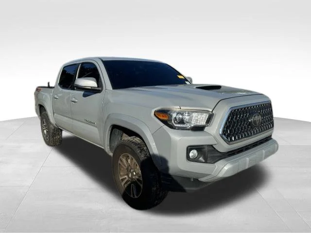 Used 2018  Toyota TRD Sport image 3