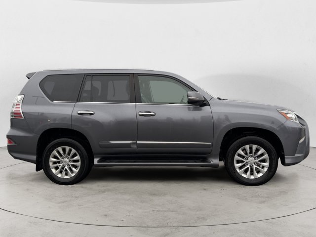 Used 2018 Gray Lexus 460 image 4