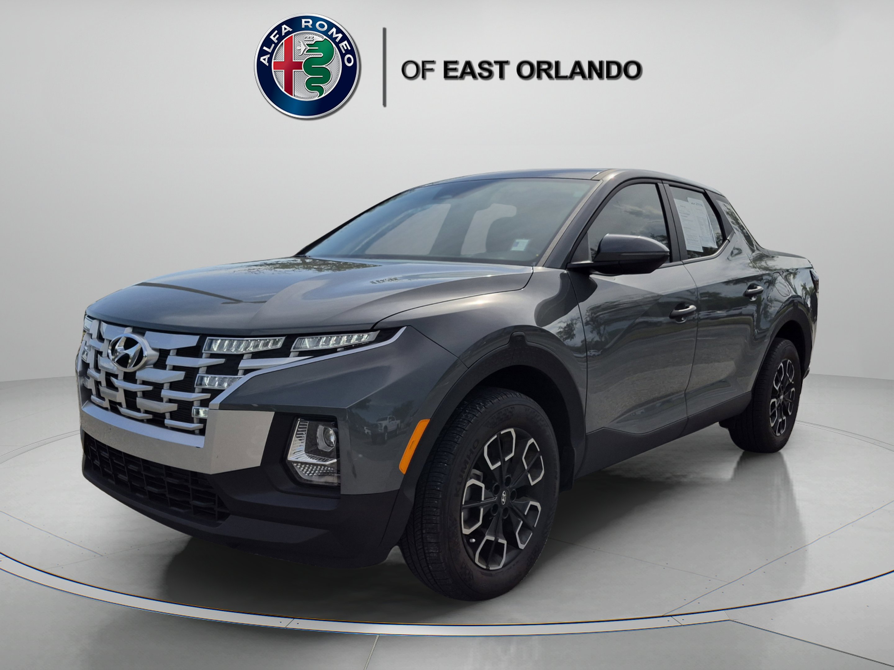 Used 2023 Hampton Gray Hyundai SEL image 3