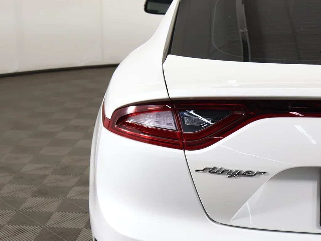 Used 2019 White Kia GT2 image 21