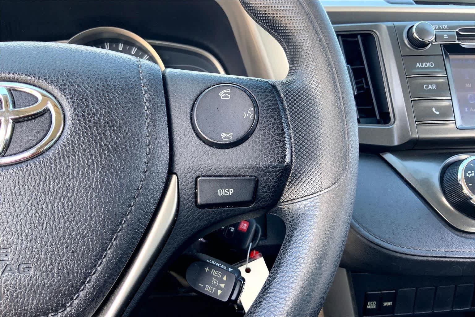 Used 2015 Black Toyota LE image 24