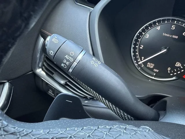 Used 2019 CRYSTAL WHITE TRICOAT Cadillac AWD Sport image 69