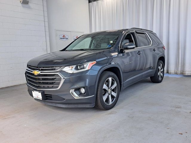 Used 2019 Gray Chevrolet 3LT image 2