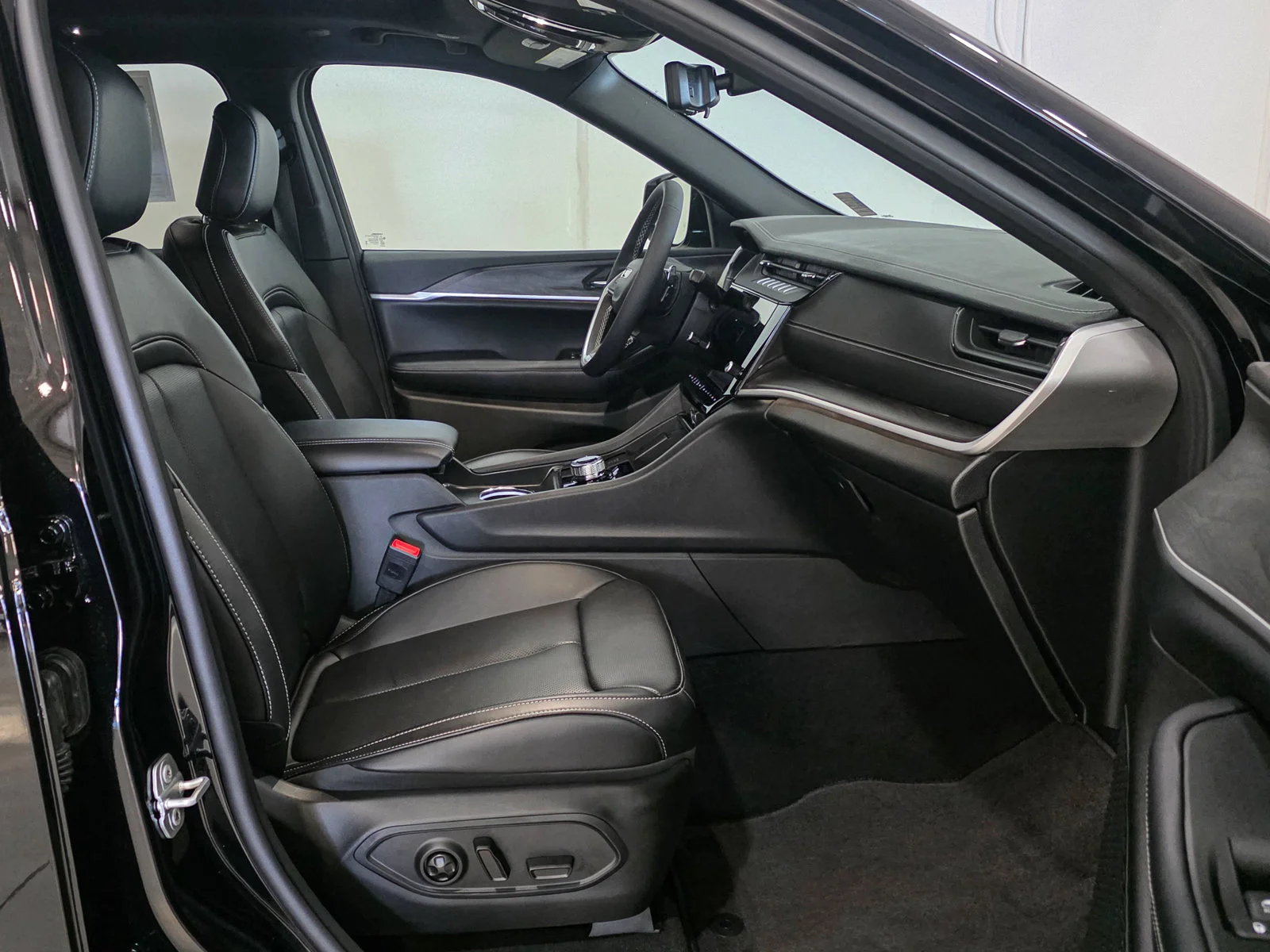 New 2026 Black Jeep Limited image 20