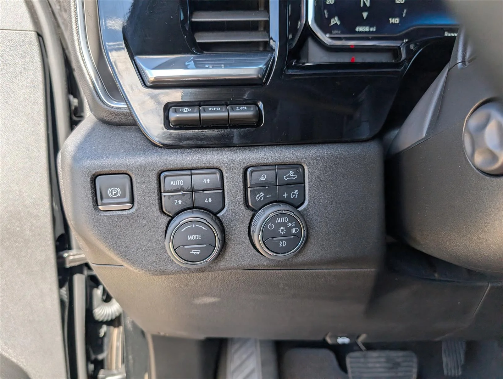 Used 2025 Black Chevrolet High Country image 29