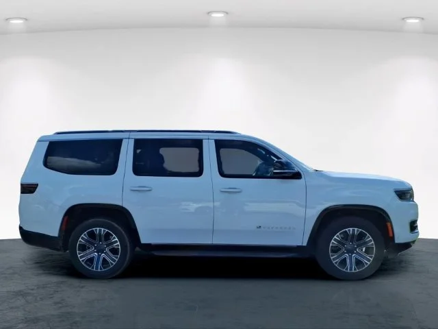 Used 2024 White Jeep Series II image 10