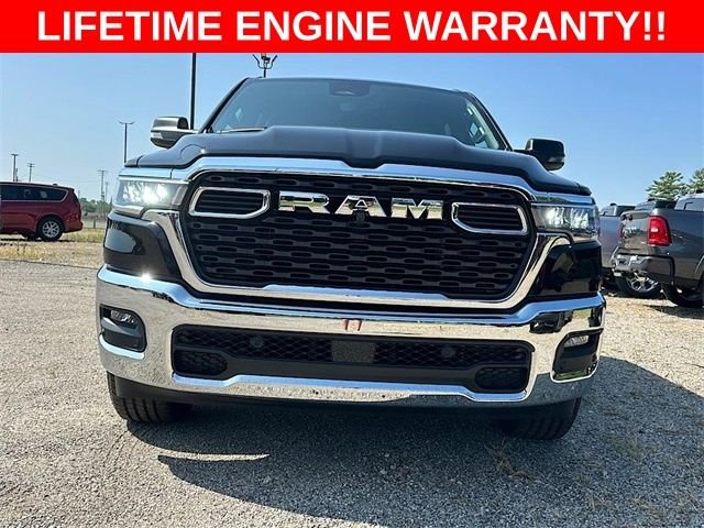 New 2026 Diamond Black Crystal Pearlcoat RAM Big Horn/Lone Star image 2