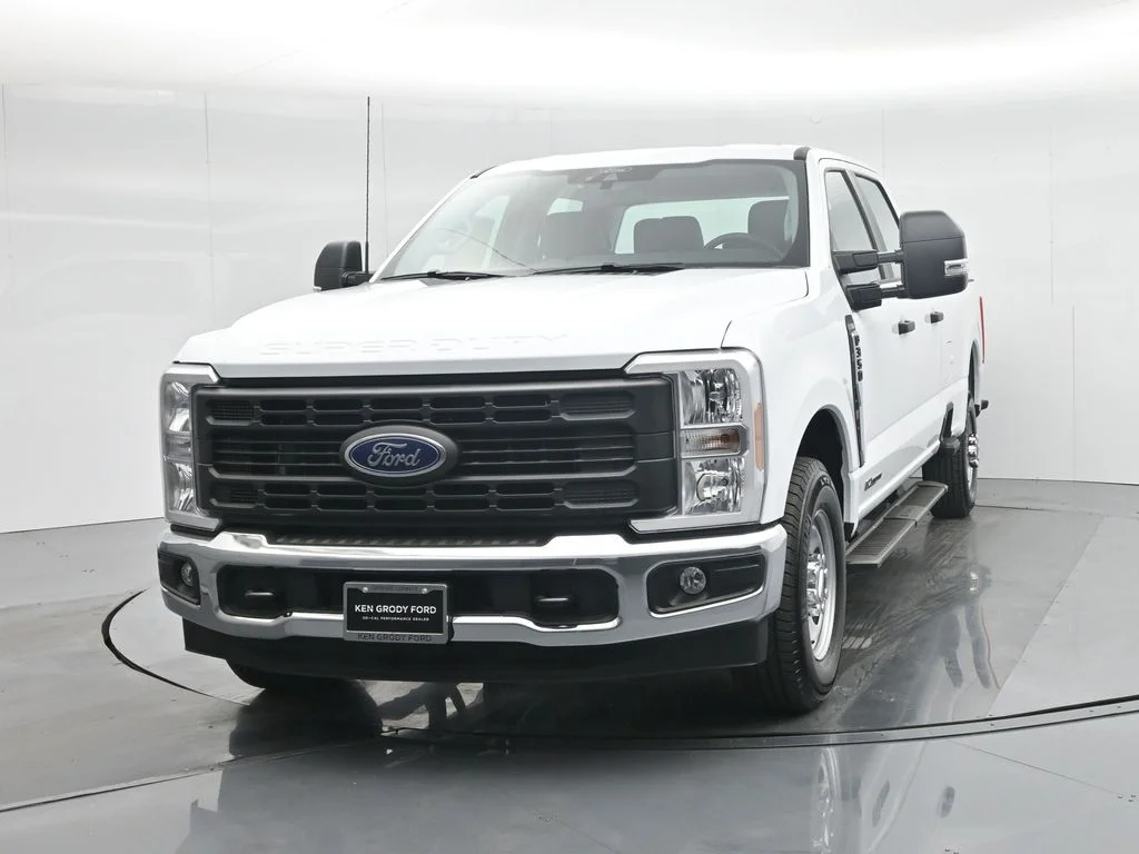 2026 Ford F-350 Super Duty XL - Photo 56