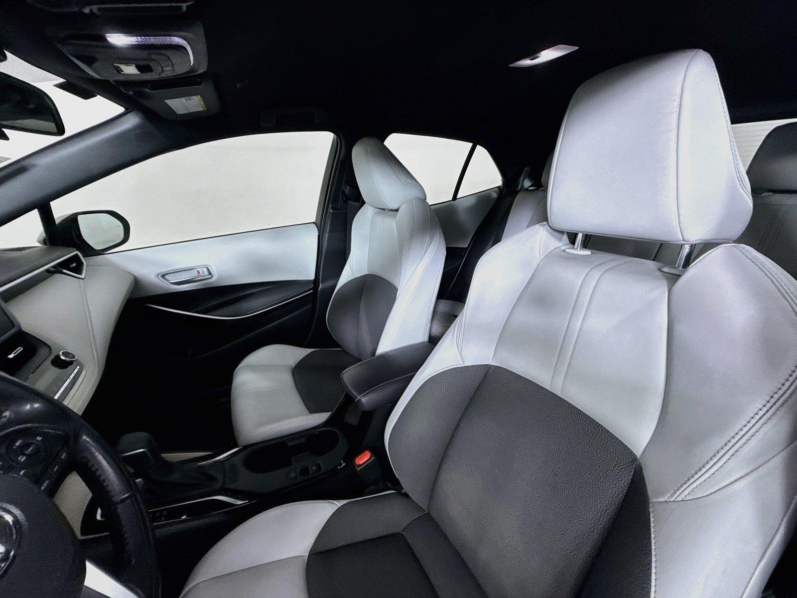 Used 2024 Wind Chill Pearl Toyota XSE image 3