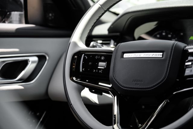 New 2026  Land Rover S image 20