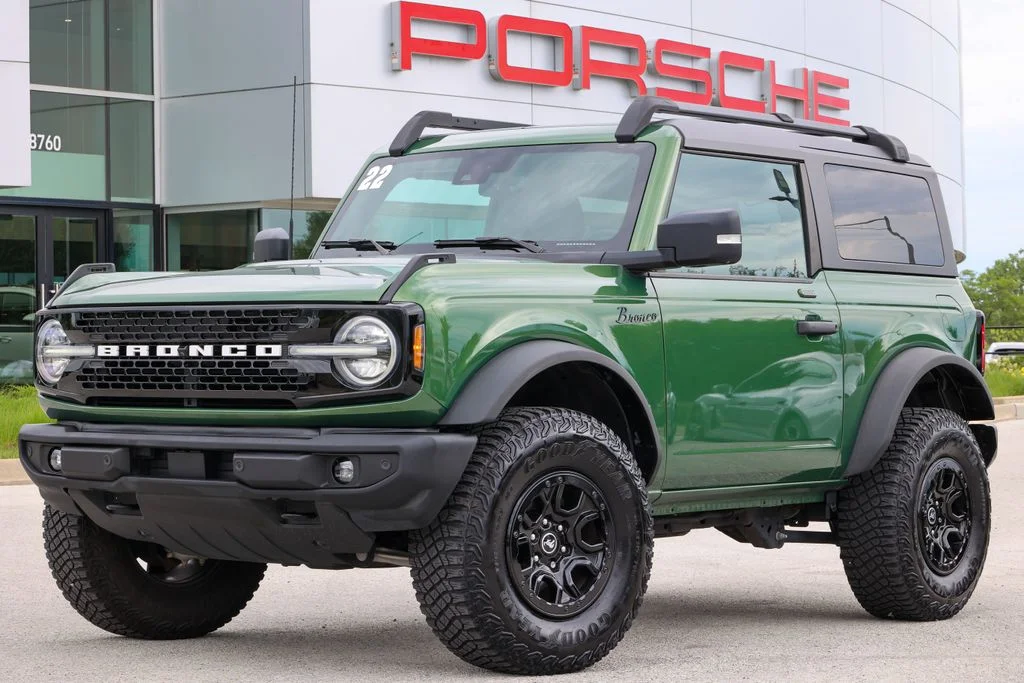 Used 2022 Green Ford Wildtrak image 6