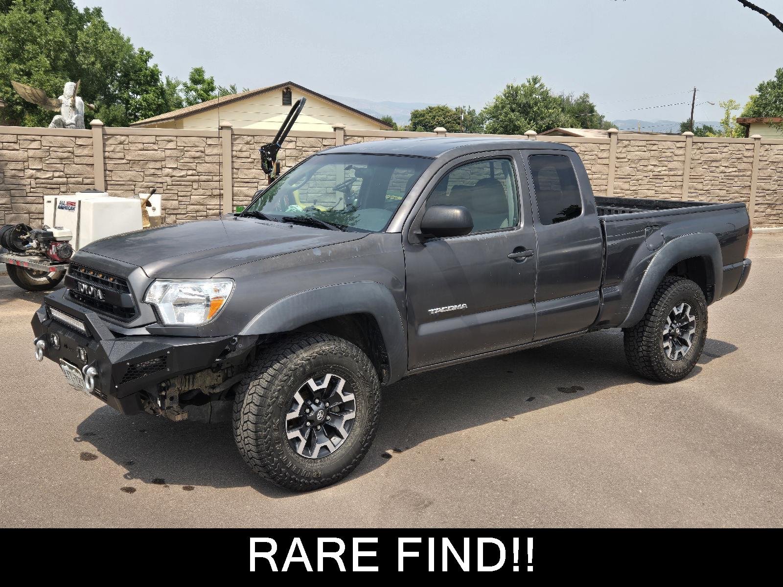 Used 2014 Magnetic Gray Metallic Toyota BASE image 1