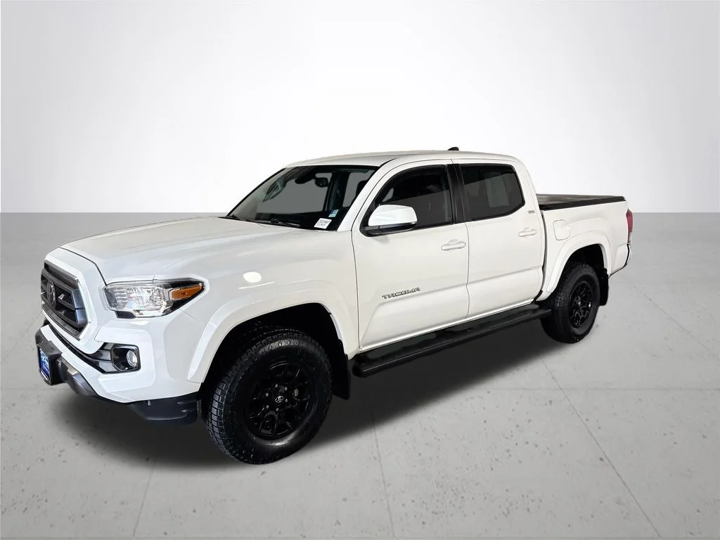 Used 2020 White Toyota SR5 image 2