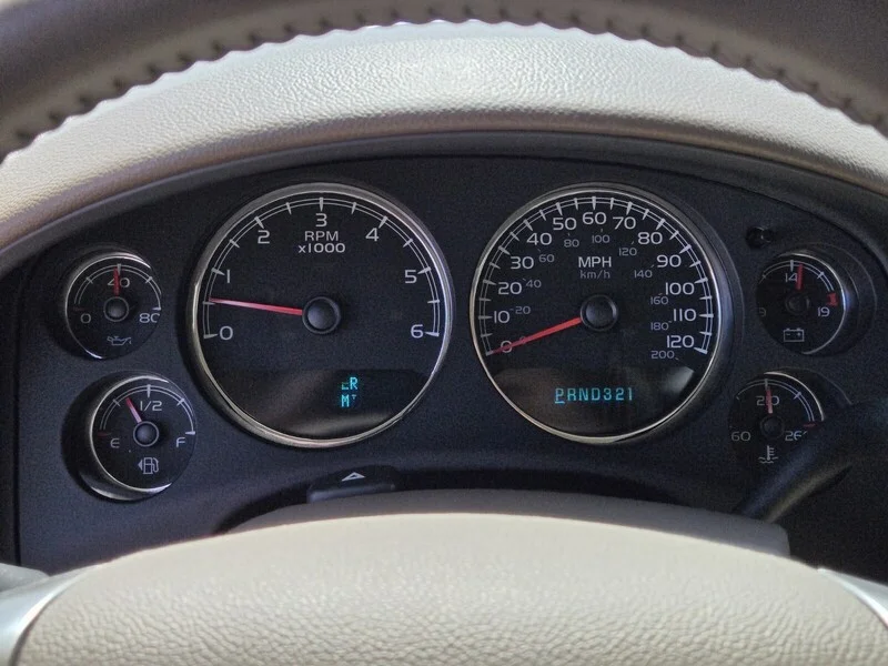 Used 2007 Summit White GMC SLE image 17