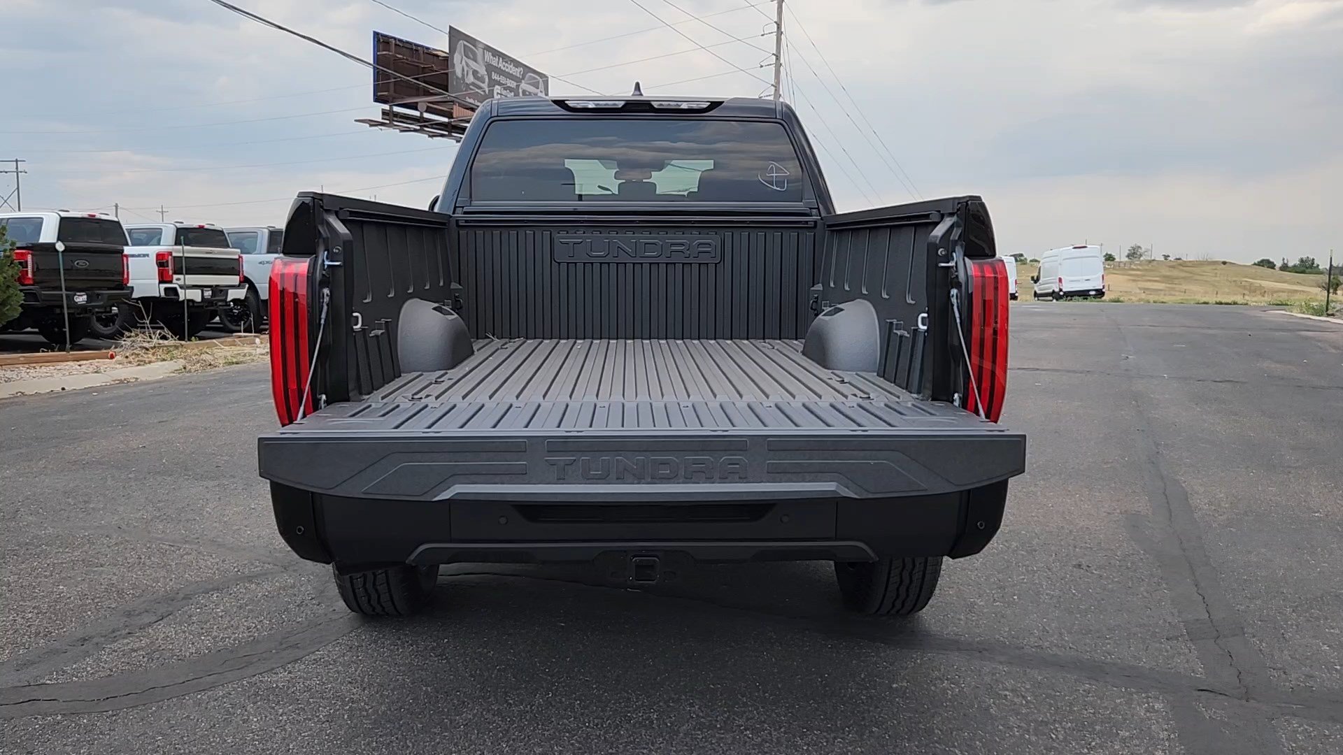 2026 Toyota Tundra SR5 - Photo 17