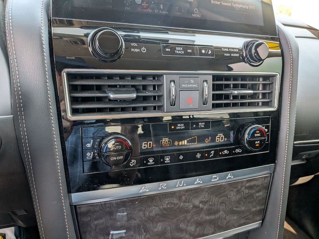Used 2024 Gray Nissan Platinum image 39