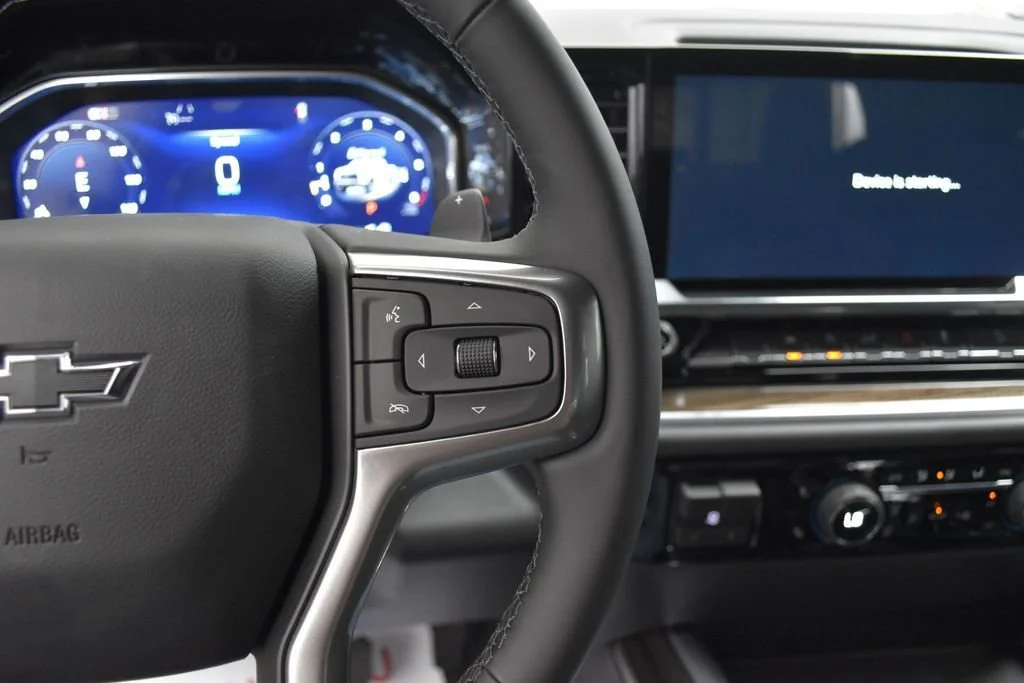 New 2026 Summit White Chevrolet LT Trail Boss image 8