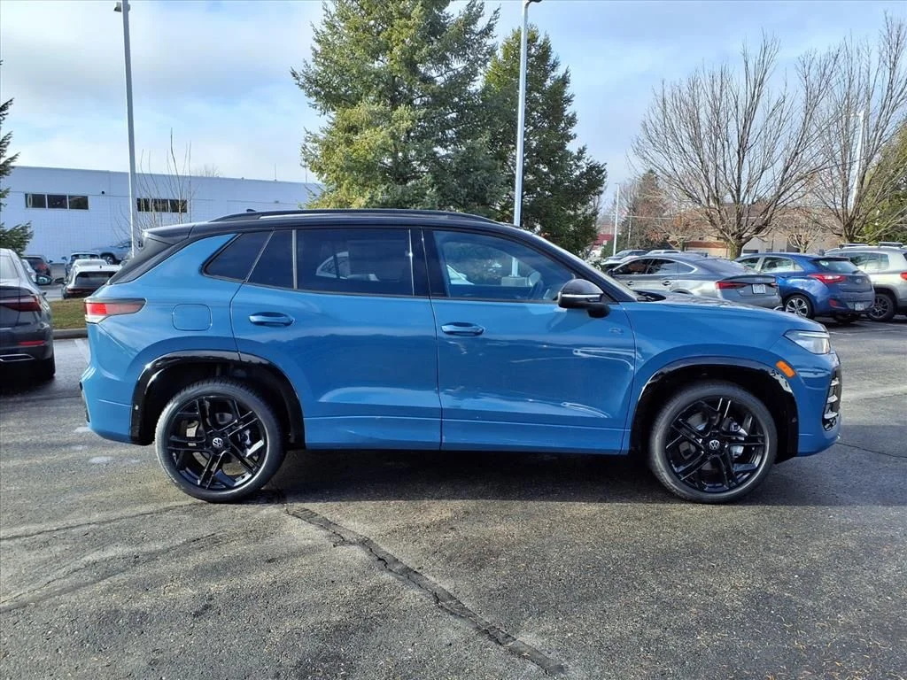 New 2026 Monterey Blue with Deep Black Roof Volkswagen 2.0T SE R-Line Black image 3