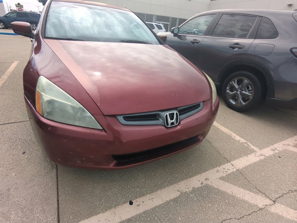 Used 2004 Red Honda EX image 1