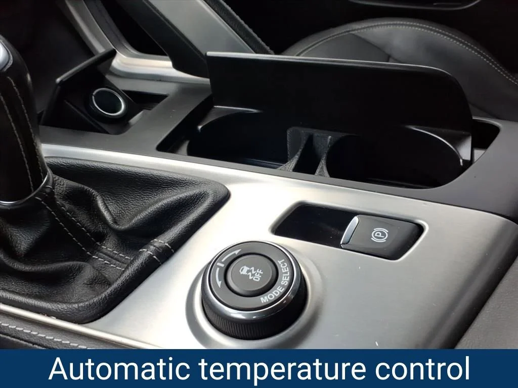 Used 2017 ARCTIC WHITE Chevrolet Z51 1LT image 9
