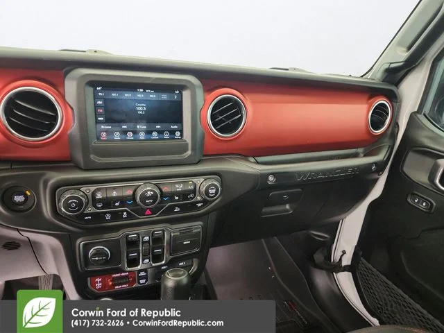 Used 2021 Bright White Clearcoat Jeep Unlimited Rubicon image 17