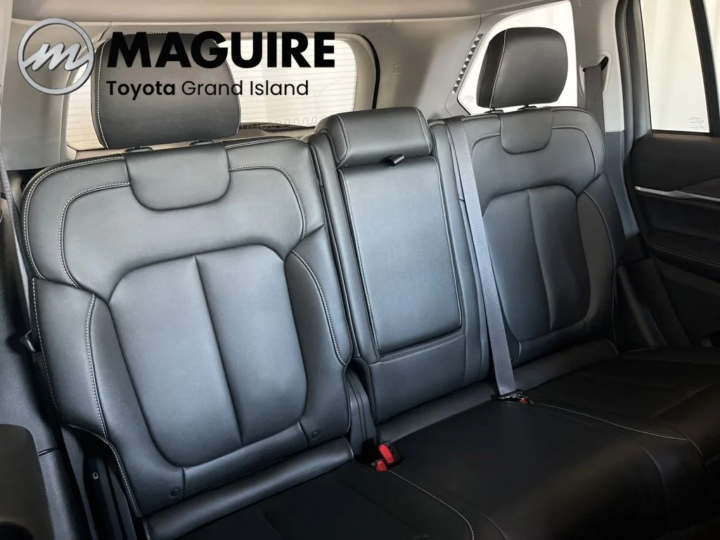 Used 2023 Gray Jeep 4xe image 35