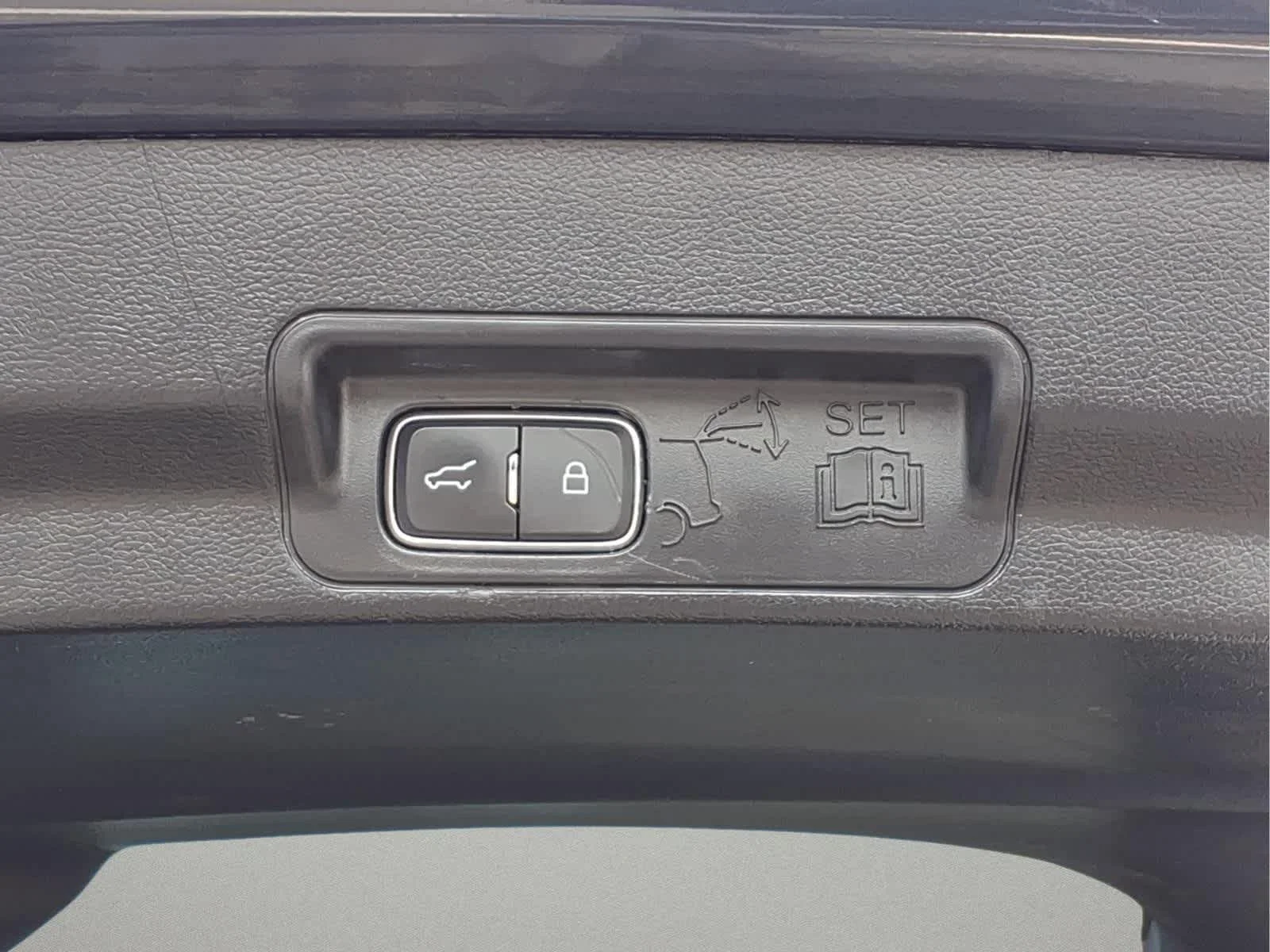 Used 2022 Stone Blue Ford XLT image 7