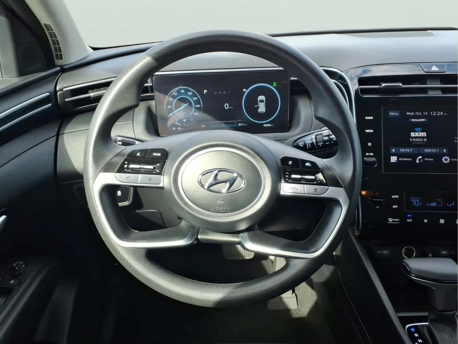 Used 2024 Hampton Gray Hyundai SEL image 19