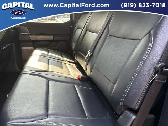 Used 2023 Black Ford XLT image 17