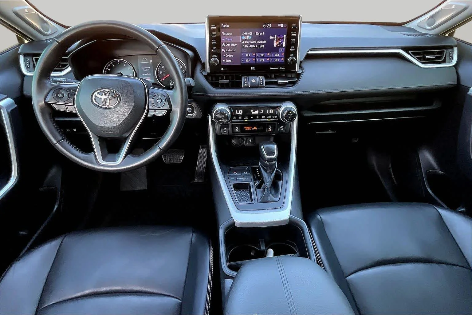 Used 2022 Blizzard Pearl Toyota XLE Premium image 16