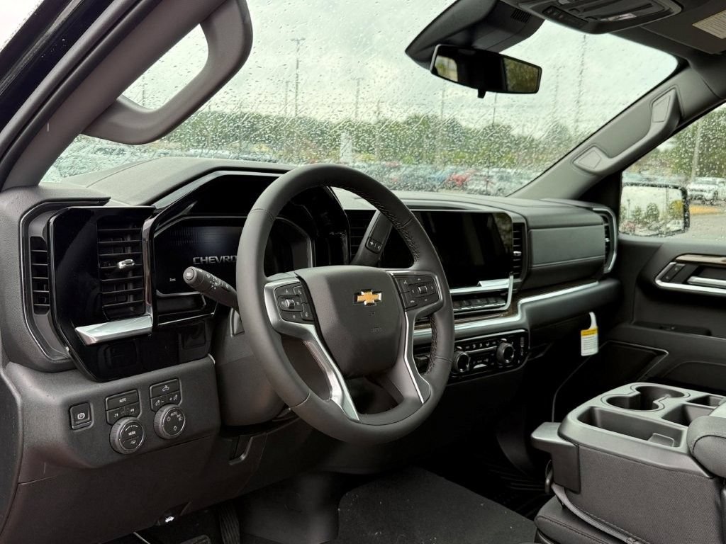 2026 Chevrolet Silverado 1500 LT - Photo 9
