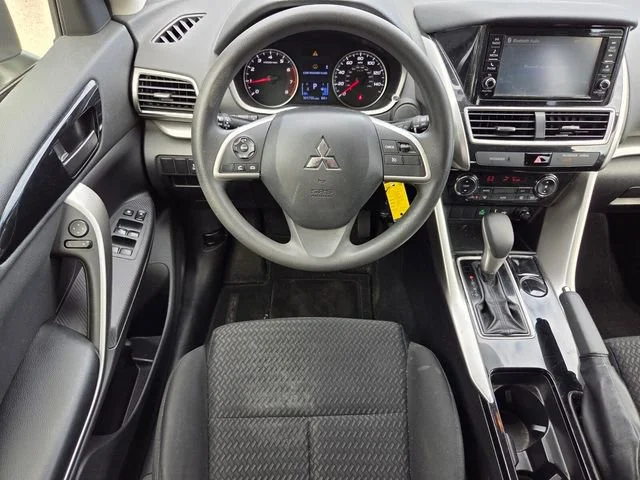 Used 2020 Silver Mitsubishi ES image 12