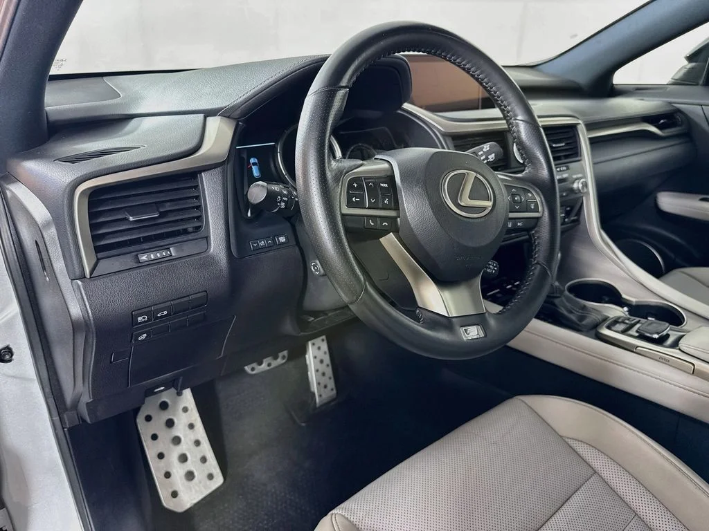 Used 2017 Silver Lexus 350 F Sport image 9