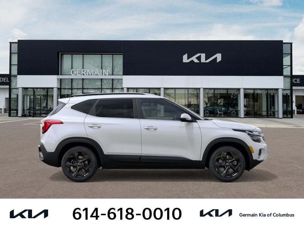 New 2026 White Kia EX image 10