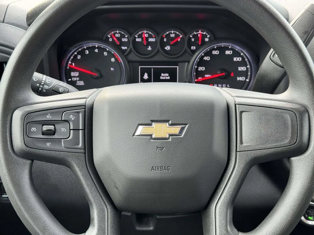 Used 2023 Blue Chevrolet Custom image 17