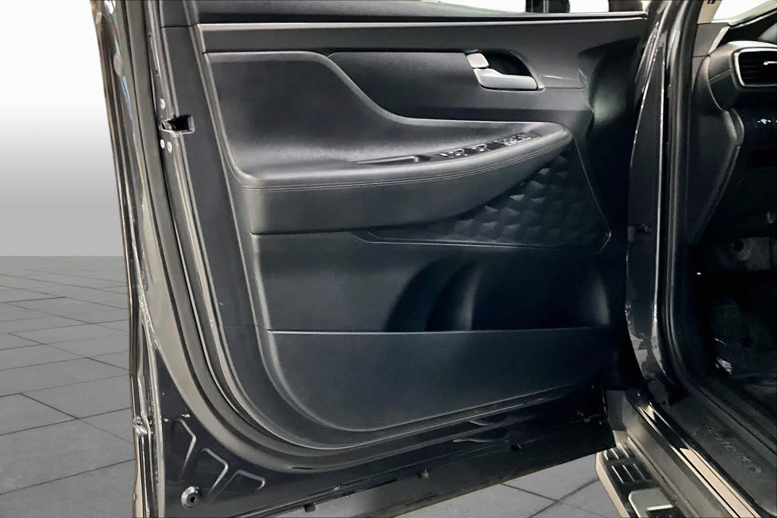 Used 2022 Portofino Gray Hyundai XRT image 19